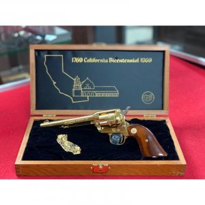 Revolver Colt, Mod: Frontier Scout, Ráže: .22LR, hl.: 5,5", California Bicentennial, zlatý