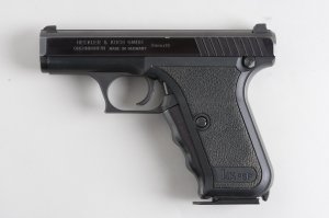 Pistole, samonab. Heckler a Koch, Model: P7 M13, Ráže: 9mm Luger, černá