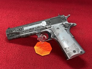 Pistole sam. Colt, Mod: 1911 Custom AZTEC, Ráže: .45 ACP, hl: 5", nerez