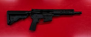 Puška sam. Radical Firearms, Model: RF-15 SBR, Ráže: .300 AAC, hl.: 8,5" (216mm) , černá