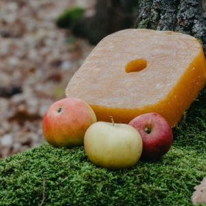 Vnadidlo pro zvěř Wildypop, příchut: jablko, blok 2kg